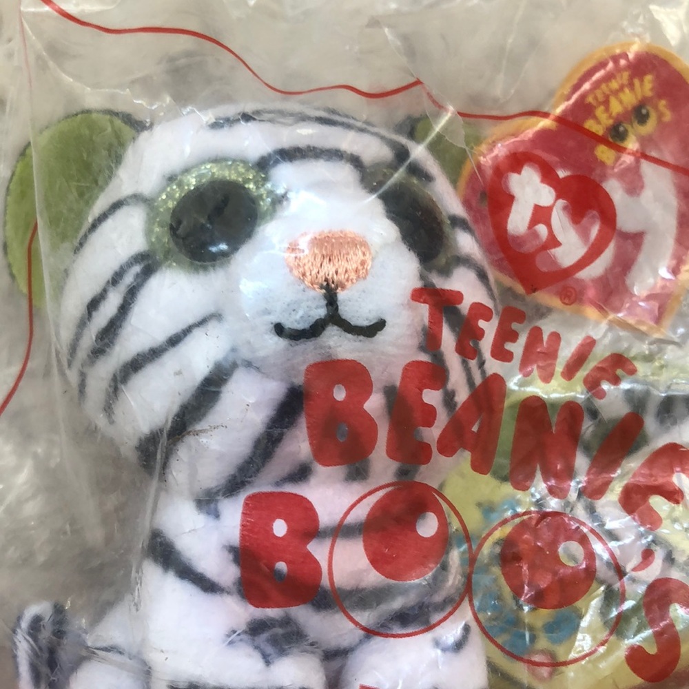 NWT Ty Teenie Beanie Boo’s Blizz white tiger plush
